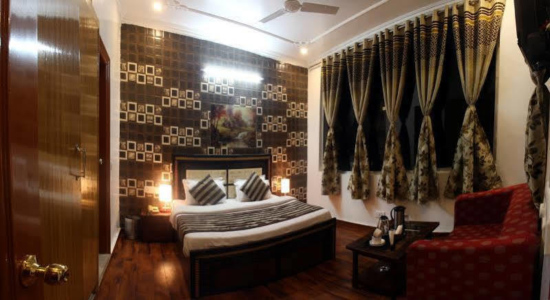 Divyansh Hotel Dharamshala Dış mekan fotoğraf